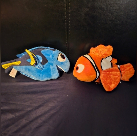 Other - FINDING NEMO 2 PIECE SET Plush